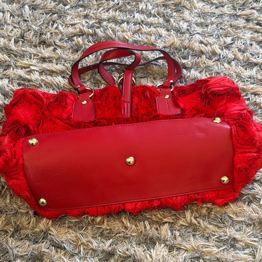 Valentino Red Floral Textured Tote, Gold Hardware - Picture 13 of 14